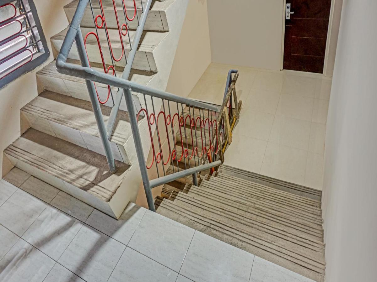 Reddoorz At Jalan Somba Opu Losari Makassar Eksteriør billede