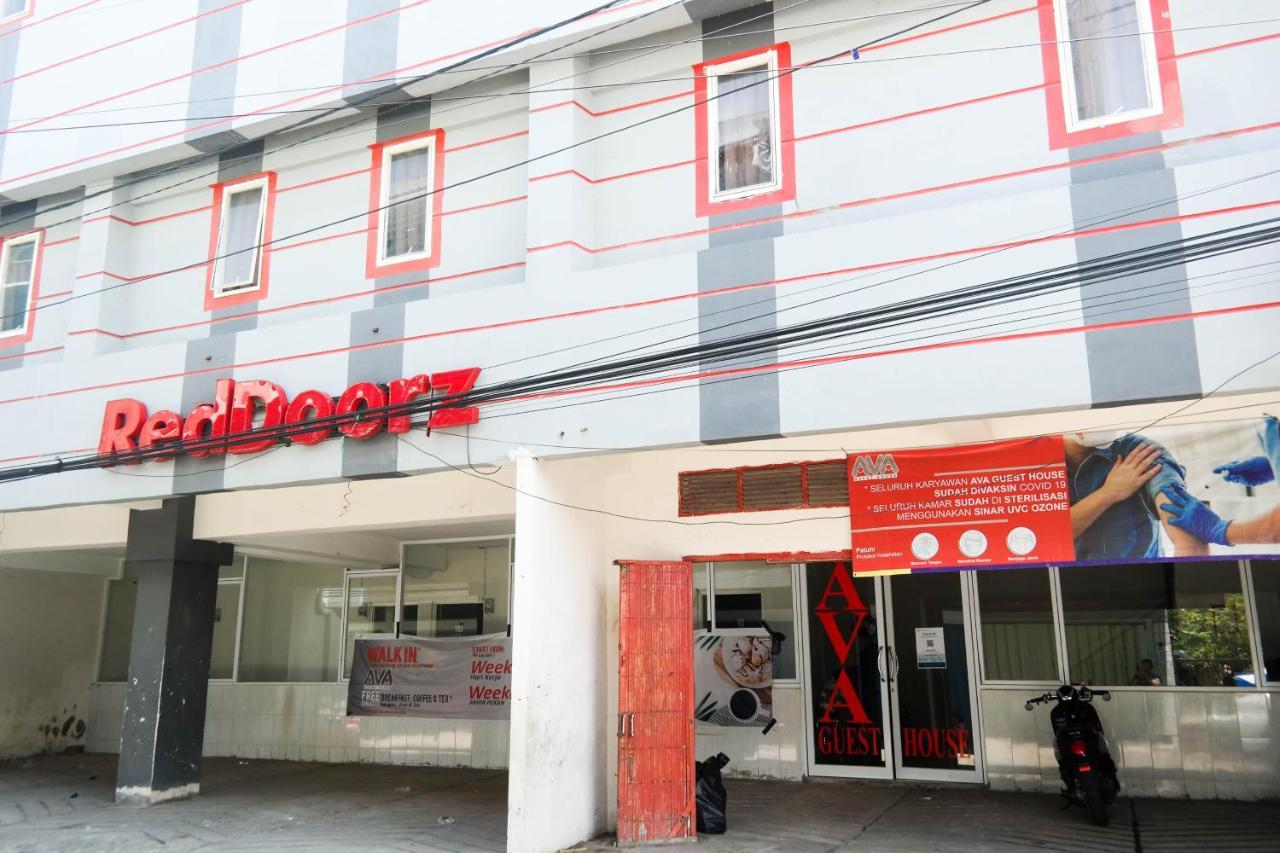 Reddoorz At Jalan Somba Opu Losari Makassar Eksteriør billede