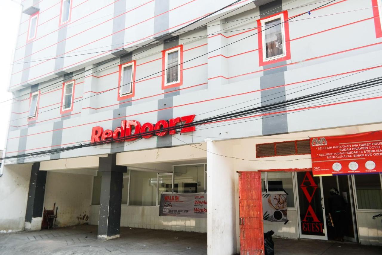 Reddoorz At Jalan Somba Opu Losari Makassar Eksteriør billede